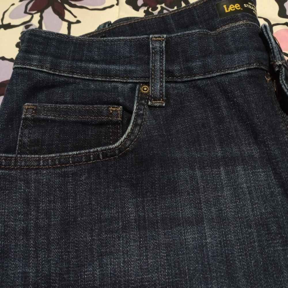 LeeRELAXED FIT STRETCH - Picture 2 of 3